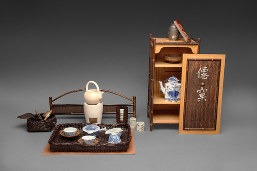 Kikyoku (Cabinet for Sencha Tea Ceremony)