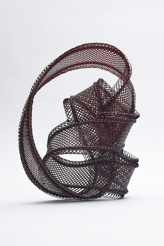 Frill: Arc / Vertical